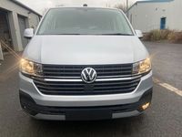 VOLKSWAGEN TRANSPORTER KOMBI