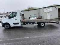 NISSAN NV400