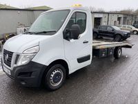 NISSAN NV400