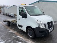 NISSAN NV400