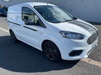 FORD TRANSIT COURIER