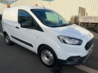 FORD TRANSIT COURIER